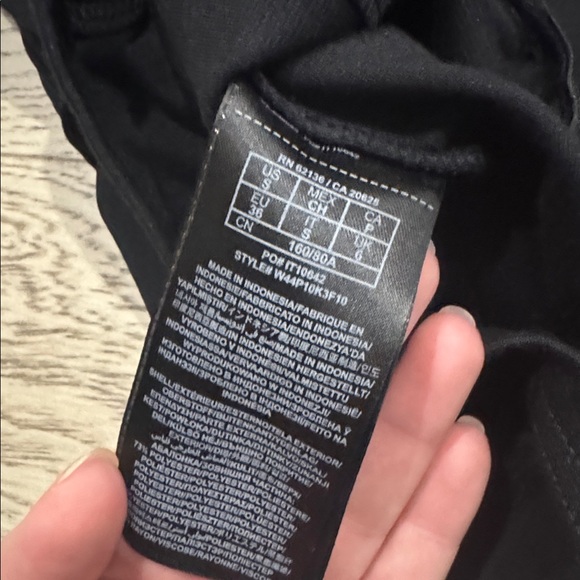 Guess Black Polka Dot Women's Top - Small - Picture 8 of 11